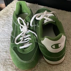 Women tennis shoes worn once
